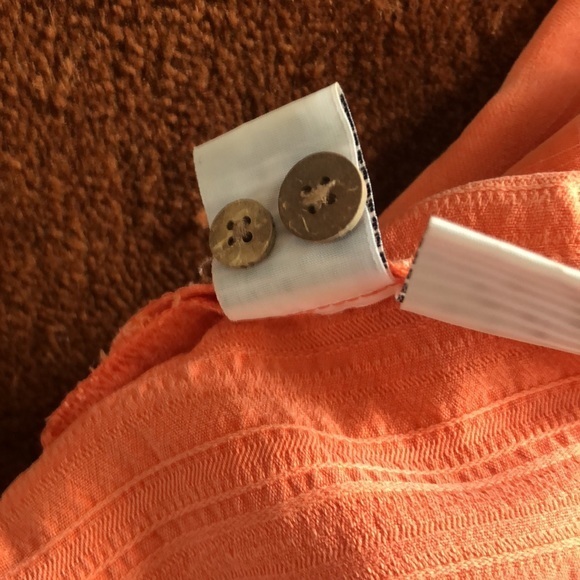 Tommy Bahama Men’s Large 100% Silk SS Button‎ Up - Picture 6 of 6